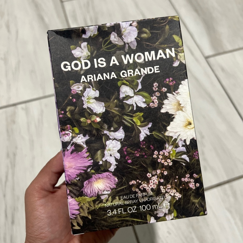 Ariana Grande God Is A Woman Perfume